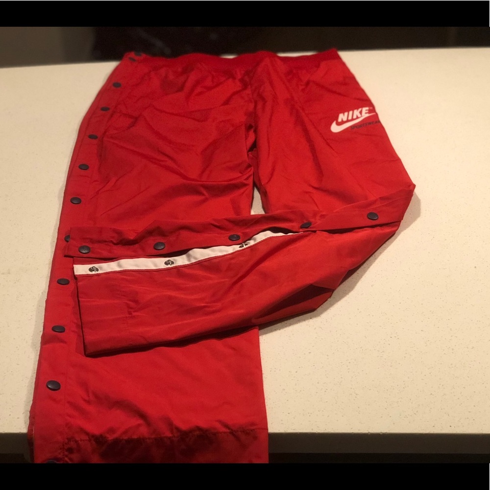 {Used} NIKE ARCHIVE SNAP PANTS